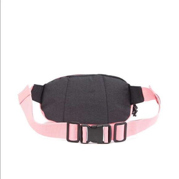 Champion | Forever Champ Signal Fanny Pack Bag - Picture 2 of 7